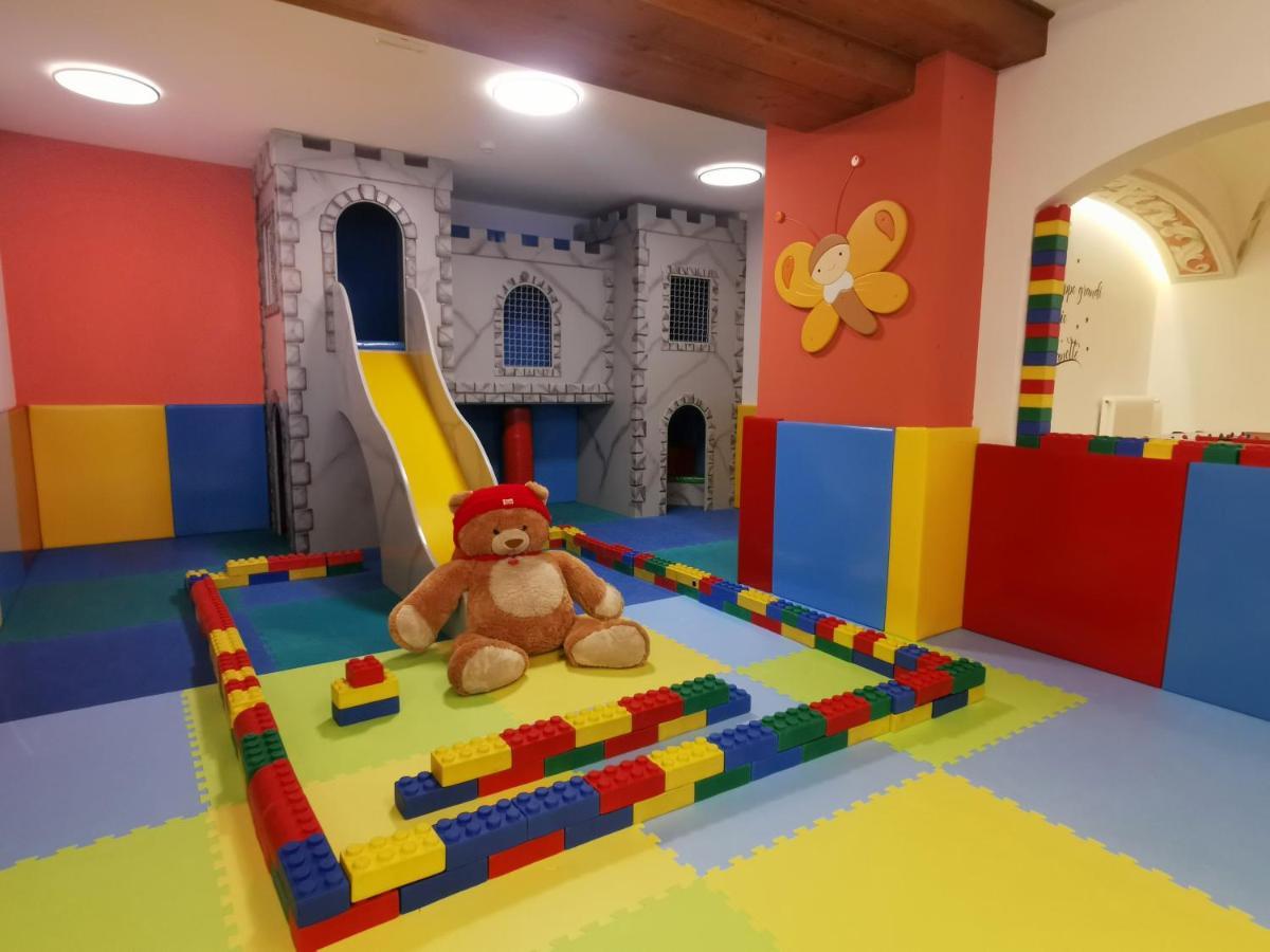 Parkhotel Ladinia سان فيتو دي كادوري المظهر الخارجي الصورة